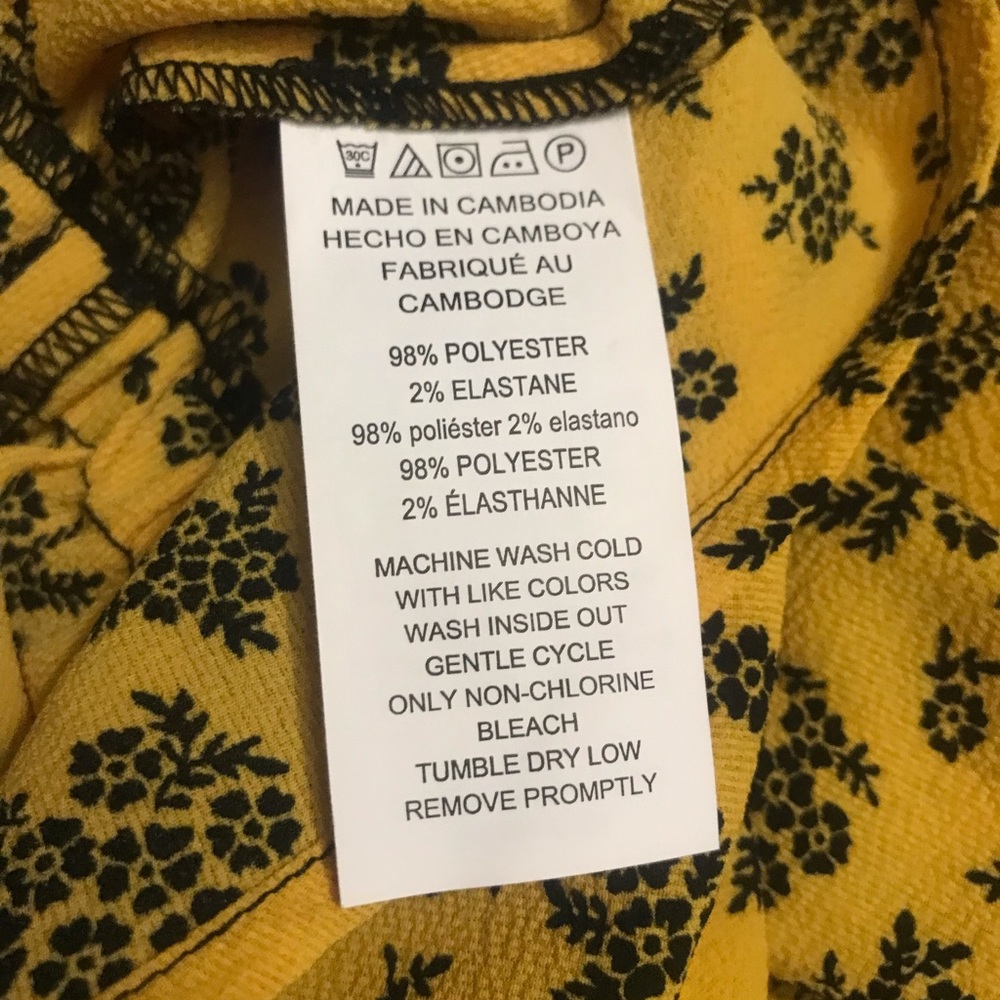 Beautiful MK blouse - Picture 9 of 12